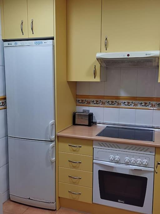 Apartamento Renovado En El Centro De Benalmádena Exteriör bild