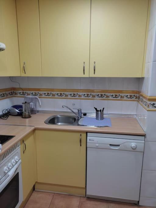 Apartamento Renovado En El Centro De Benalmádena Exteriör bild